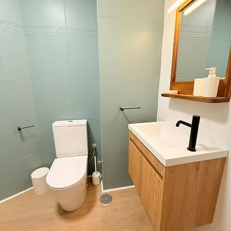 Apartamento Oceanfront With Pool Algarrobo Costa
