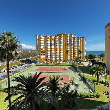 Oceanfront With Pool Apartamento